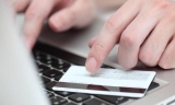 Rusza sezon letnich wyprzedaży. Jak cyberprzestępcy wykorzystują go do kradzieży danych?